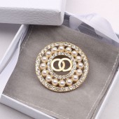 XZF9844 CC  Luxurious geometric design brooch, alloy brooch inlaid with  pearls