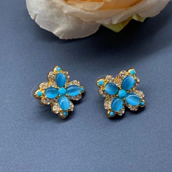 ES9857 Retro style temperament style with two colors to choose from, light luxury and atmospheric earrings