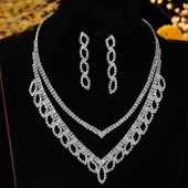 JS9773 Luxurious shiny geometric design hollowed out diamond inlaid necklace earring set bridal jewelry