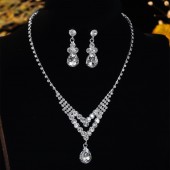 JS9795 High end geometric design paired with bridal wedding dresses, rhinestone necklace, earring set