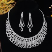 JS9796 High end geometric design paired with bridal wedding dresses, rhinestone necklace, earring set