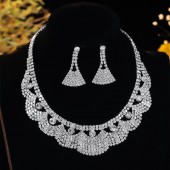 JS9799 High end geometric design paired with bridal wedding dresses, rhinestone necklace, earring set