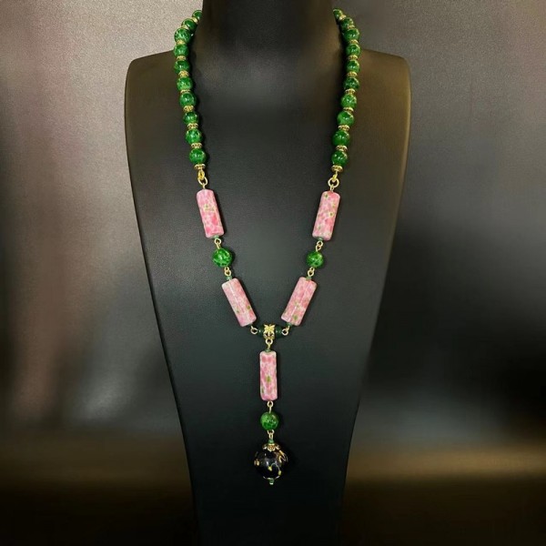 NL9844-4 Glass bead OT buckle necklace