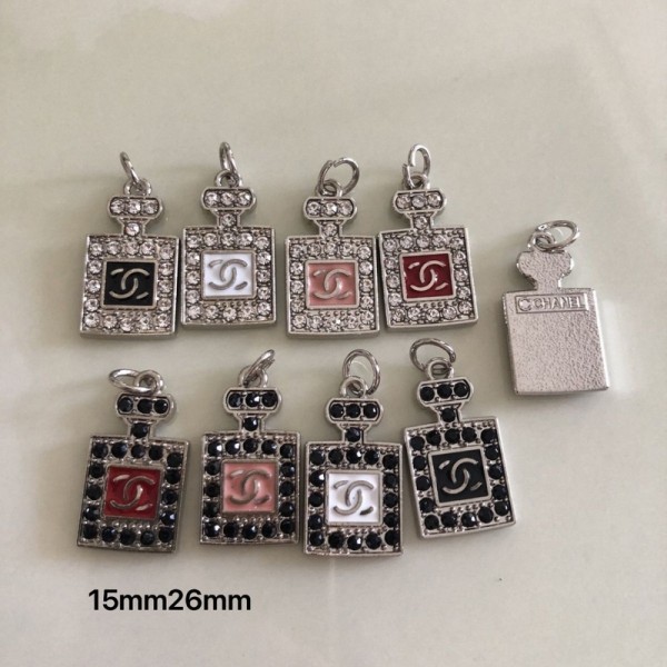 PS9796-1CC Rhinestone style  Square hollow out pendant 0.59"X1.02" (15mmx26mm)