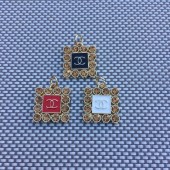 PS9816  CC Square Clothing accessory pendant 0.867" (22mm)