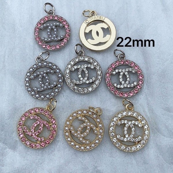 PS9833 CC  Circular diamond hollow heart shape Clothing accessory pendant 0.867" (22mm)