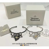 PB9889 Heart shaped pendant Vivienne Westwood bracelet