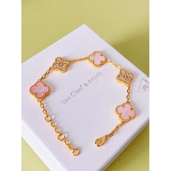 PB9925 Gold plated Lucky Grass Diamond Set Bracelet