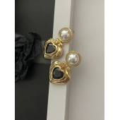 VE9867 Heart shaped pearl jewelry earrings