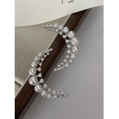 VE9881 Half moon pearl inlaid earrings