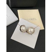 VE9889 Pearl Chanel gold-plated earrings