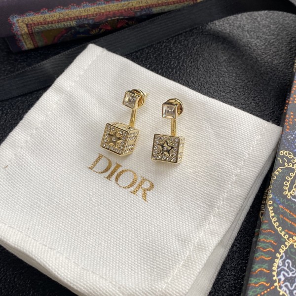 VE9902 Square shaped inlaid with jewelry Dior earrings