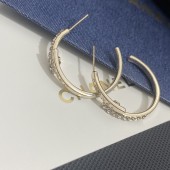 VE9910 Gold plated Chanel C-shaped earrings