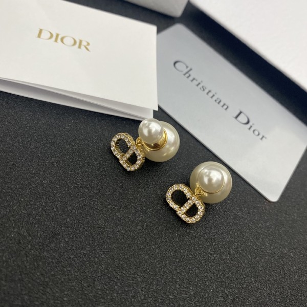 VE9919 Gilded jewelry Dior pearl earrings