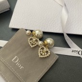 VE9924 Gold plated heart-shaped pendant with pearl Dior earrings