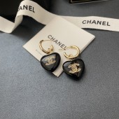 VE9926 Gold plated heart-shaped Chanel earrings