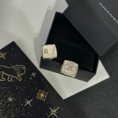 VE9954 Chanel square inlaid earrings