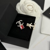 VE9984 Chanel rhinestone earrings