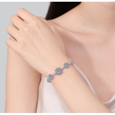 BS9919  S925 Sterling Silver Snowflake Bracelet with 2.6 Carat moissanite