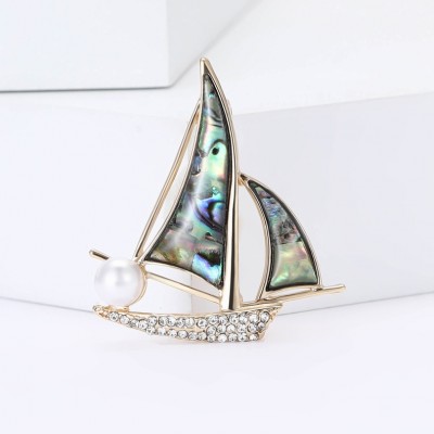 XZ85142387629372 Pearl shell sailboat brooch