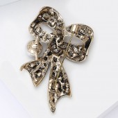 XZ87113845429264 New fashionable alloy rhinestone pearl bow brooch, retro versatile women's clothing top, chest flower jewelry brooch