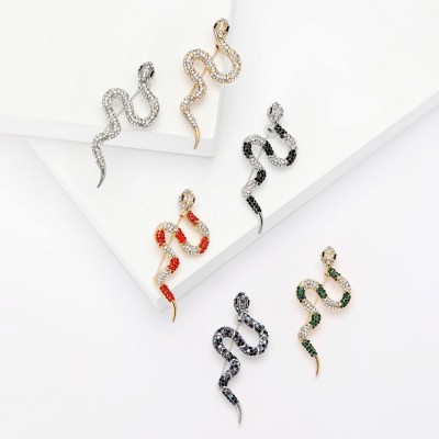 XZ72141777678052 Snake shaped brooch made of creative alloy and rhinestones, trendy, fashionable, simple clothing accessories, personalized small animal brooch