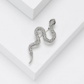 XZ72141777678052 Snake shaped brooch made of creative alloy and rhinestones, trendy, fashionable, simple clothing accessories, personalized small animal brooch