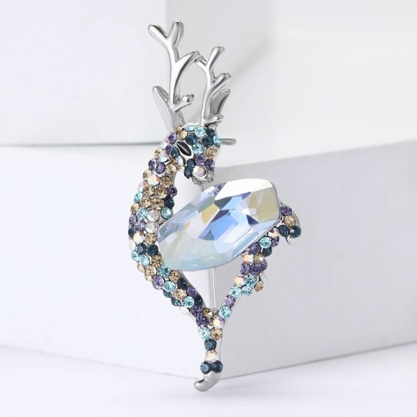 XZ70503185580898 Exquisite alloy k9 rhinestone crystal deer carrying treasure shaped brooch, high-end versatile women's clothing chest flower jewelry brooch XZ70503185580898 Exquisite alloy k9 rhinestone crystal deer carrying treasure shaped brooch, high-end versatile women's clothing chest flower jewelry brooch