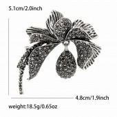 XZ71159634237659 European and American high-end retro alloy rhinestone flower brooch versatile and atmospheric women's suit coat chest flower accessory brooch