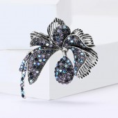 XZ71159634237659 European and American high-end retro alloy rhinestone flower brooch versatile and atmospheric women's suit coat chest flower accessory brooch XZ71159634237659 European and American high-end retro alloy rhinestone flower brooch versatile and atmospheric women's suit coat chest flower accessory brooch