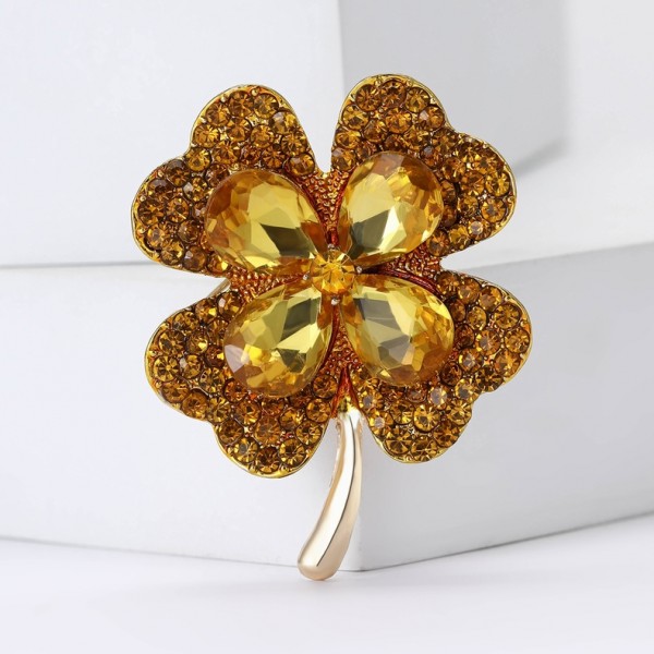 XZ67168969429588 High end alloy rhinestone clover shaped brooch with fashionable temperament for women's suits, coats, tops, brooches, chest flower accessories XZ67168969429588 High end alloy rhinestone clover shaped brooch with fashionable temperament for women's suits, coats, tops, brooches, chest flower accessories