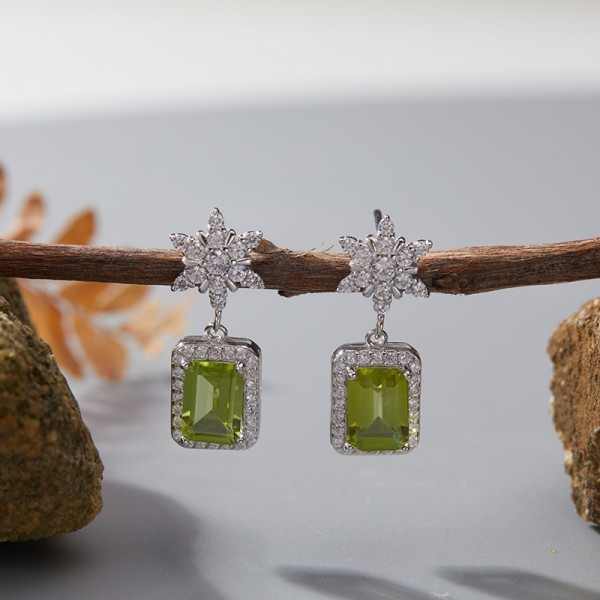 ES9926-1 Natural olivine platinum color S925 sterling silver earrings ES9926-1 Natural olivine platinum color S925 sterling silver earrings