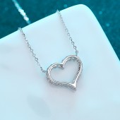 NL9909-1 Love type 925 silver necklace, a moissanite women's necklace