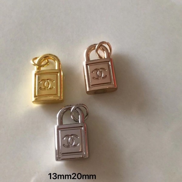 PS9870-2 cc Clothing accessory lock shaped pendant 13mm*20mm(0.51''*0.788'')