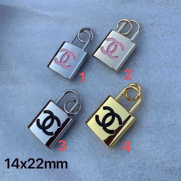 PS9870-5 Clothing accessory lock shaped pendant 14mm*22mm(0.55''*0.867'')