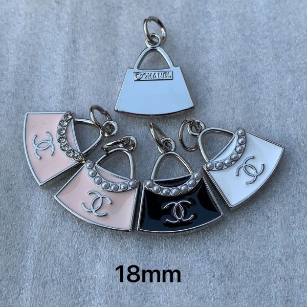 PS9870-6 CC Clothing accessory lock shaped pendant 18mm(0.71'')