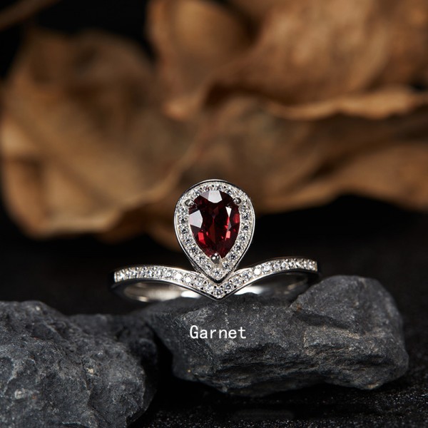 NL9932-3 S925 pure silver platinum garnet ring NL9932-3 S925 pure silver platinum garnet ring