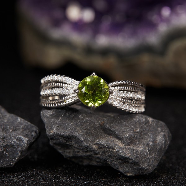 RS9935 Lace S925 sterling silver natural olivine open ring RS9935 Lace S925 sterling silver natural olivine open ring