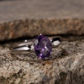 RS9936 S925 pure silver inlaid with natural amethyst gemstone ring RS9936 S925 pure silver inlaid with natural amethyst gemstone ring