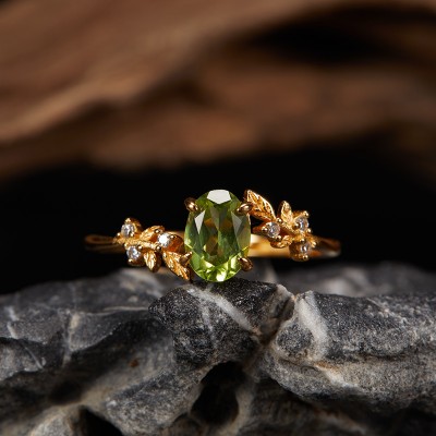 RS9939 S925 silver, natural peridot, gold tone leaf ring, adjustable