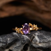 RS9939 S925 silver, natural amethyst, gold tone leaf ring, adjustable. RS9939 S925 silver, natural amethyst, gold tone leaf ring, adjustable.