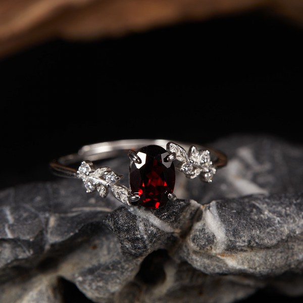 RS9939-1 S925 silver, natural Garnet, platinum tone leaf ring, adjustable RS9939-1 S925 silver, natural Garnet, platinum tone leaf ring, adjustable