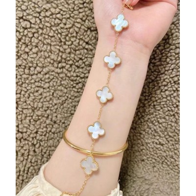 PB9900 White Mother of Pearl Lucky Grass Bracelet